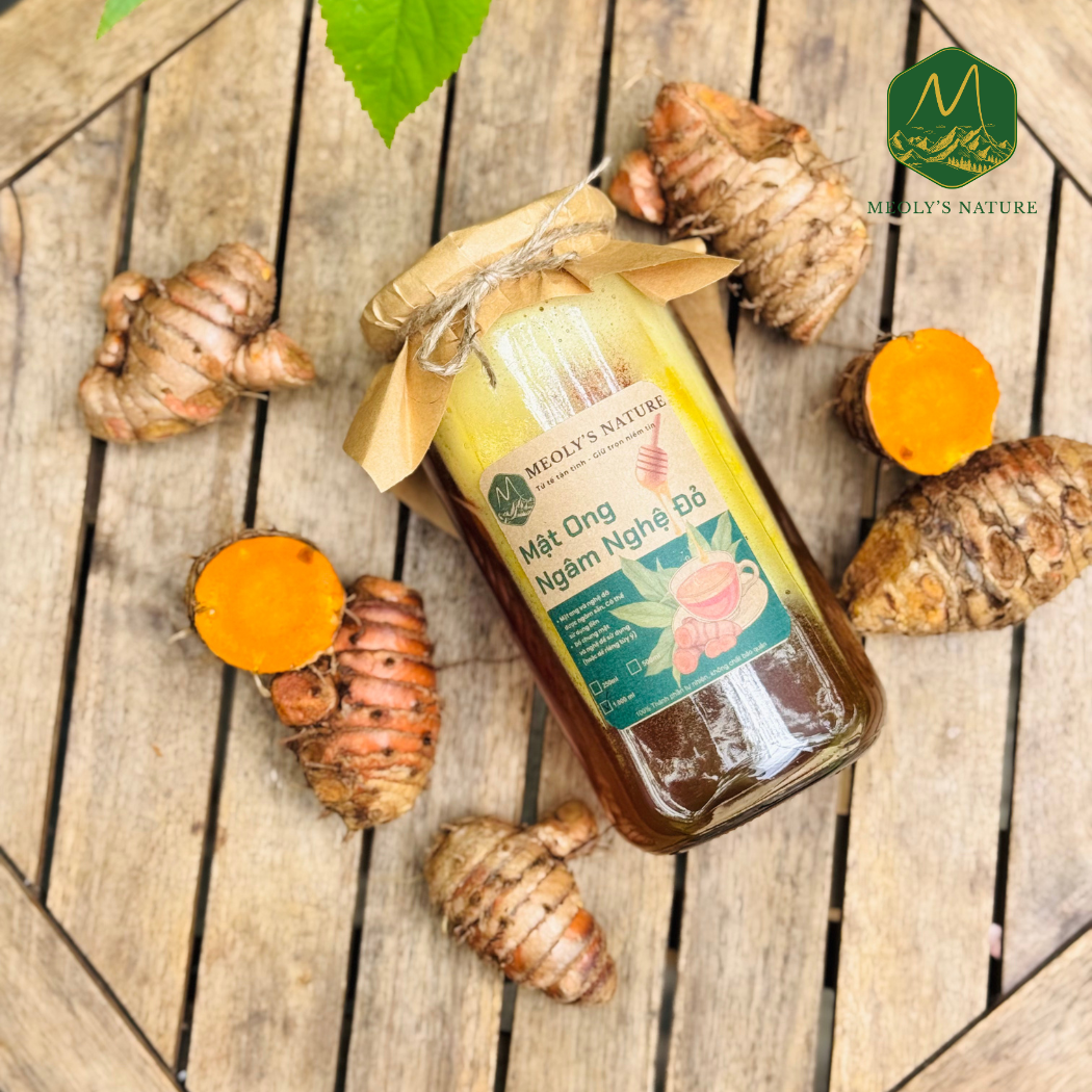  Combo 2 Lít Mật Ong Ngâm Nghệ Đỏ Tặng Thêm 1 Chai 500ml 