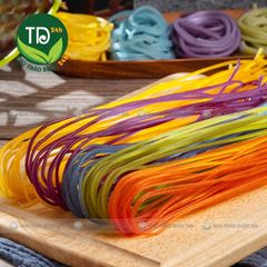 Bún gạo lứt ngũ sắc, vị ngô, chùm ngây, gấc, lá cẩm, đậu biếc, đặc sản Cao Bằng, 100% organic