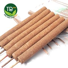 Ngải bồ kết, thành phần từ lá ngải cứu tự nhiên, ít tàn, ít khói, phù hợp sử dụng trong diện chẩn, hơ ngải và massage