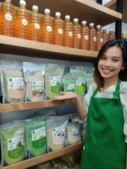 Bột rau mùi nguyên chất, gia vị ướp cho các loại thịt bò, heo, cừu, gà vịt, mang lại mùi thơm tự nhiên cho món ăn