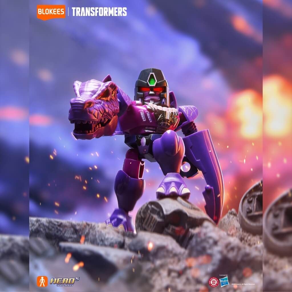 Mô hình đồ chơi lắp ráp Transformers Defender Version 06 Brutal Fang BLOKEES