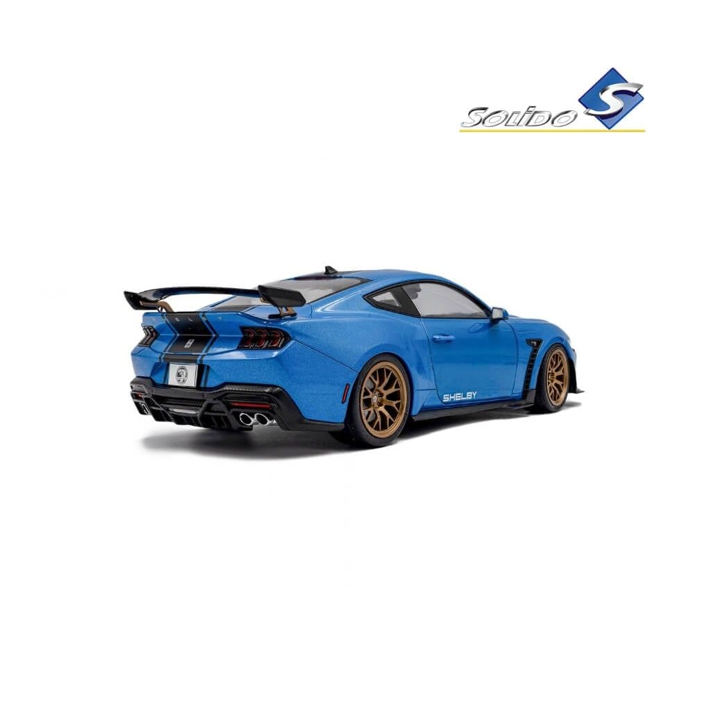Mô hình xe Ford Mustang Shelby Super Snake 1:18 SOLIDO