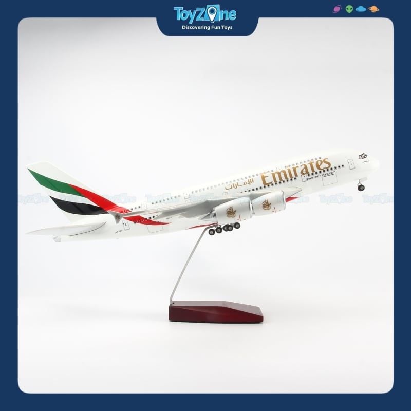 Mô hình máy bay Emirates Airbus A380 47cm lắp ráp có đèn Everfly