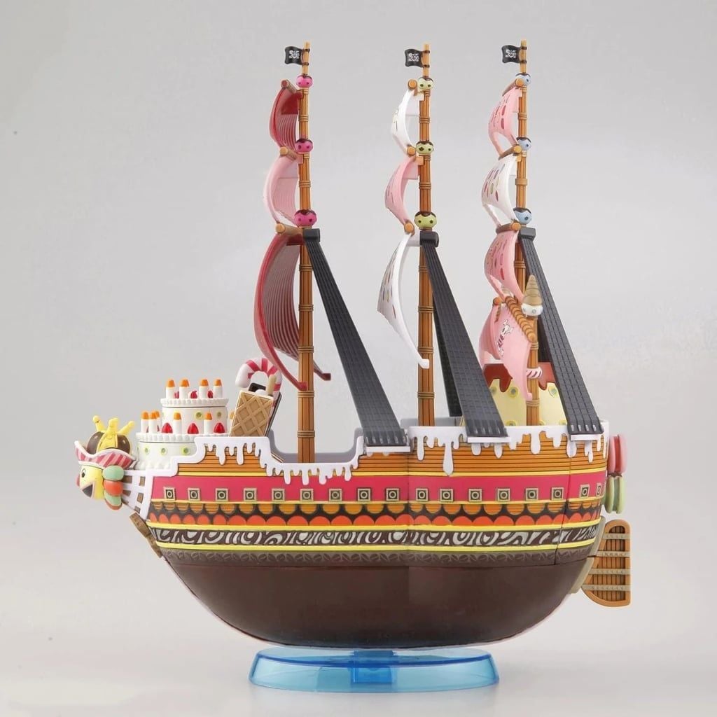 Mô hình lắp ráp One Piece Queen Mama Chanter Grand Ship Collection BANDAI