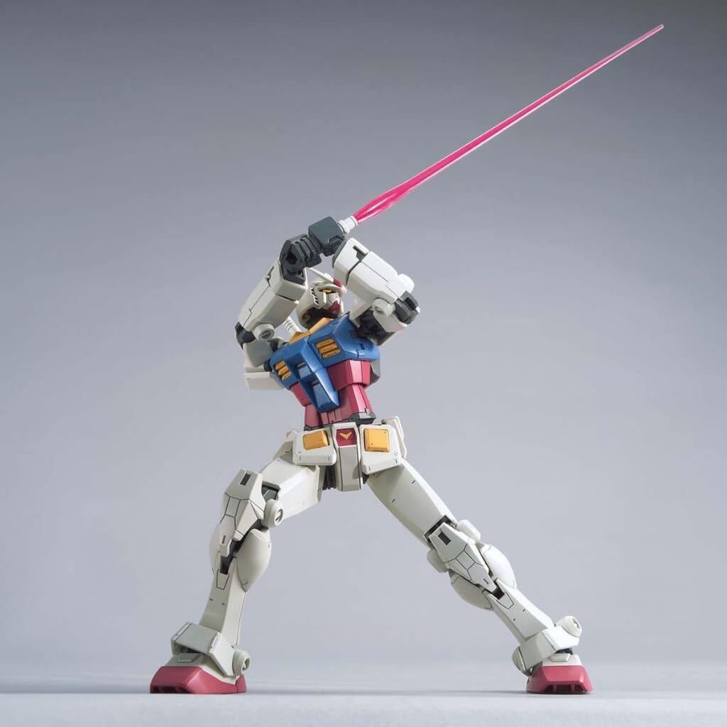 Mô hình lắp ráp Gundam HG 1/144 Model Kit BANDAI