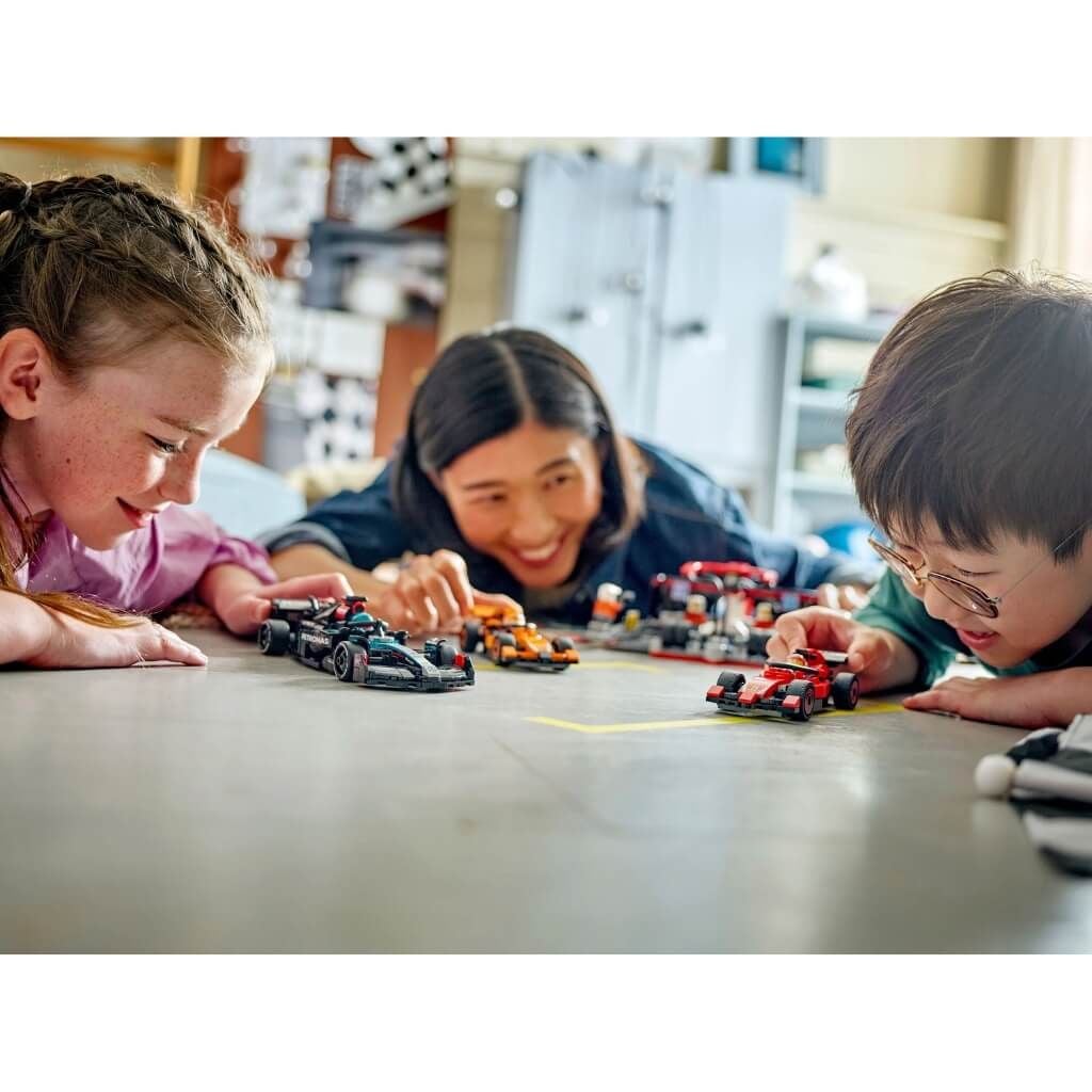 Bộ đồ chơi mô hình lắp ráp xe F1 Mercedes-AMG W15 LEGO SPEED CHAMPIONS