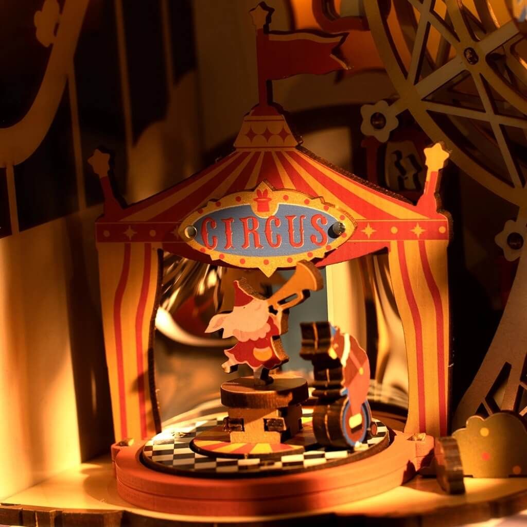 Mô hình gỗ lắp ráp 3D Retro Tivi Lễ Hội Hoàng Hôn Rolife Sunset Carnival AMT01 ROBOTIME