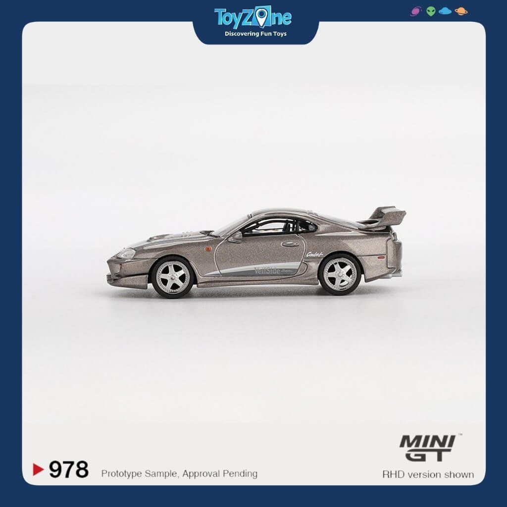 Mô hình xe Toyota Supra VeilSide Combat V-II 1:64 MiniGT