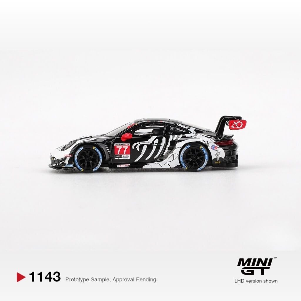 Mô hình xe Porsche 911 GT3 R #77 AO Racing 2025 IMSA Petit Le Mans 1:64 MiniGT