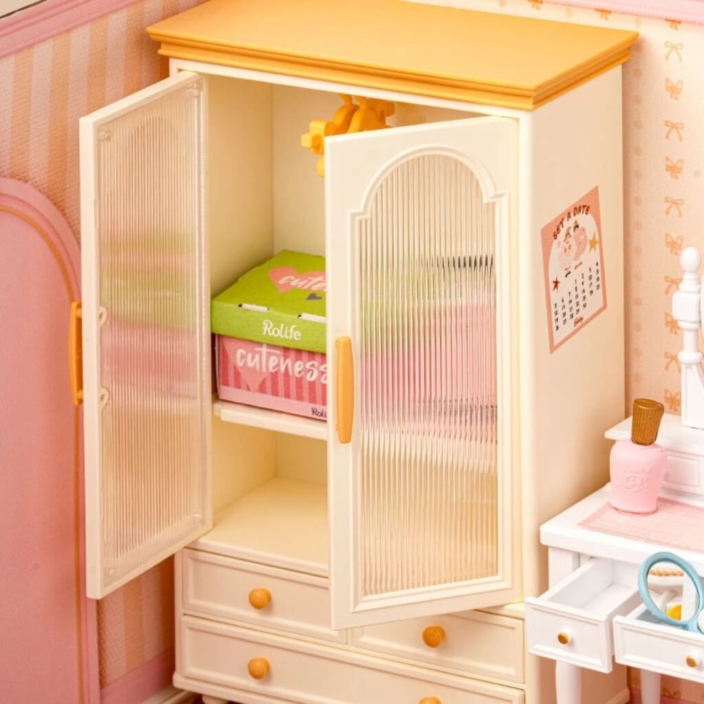 Mô hình lắp ráp nhà nhựa DIY Phòng Ngủ Hồng Đáng Yêu Rolife Super Creator Lovely Pink Bedroom DW016 ROBOTIME