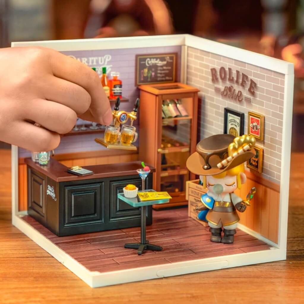 Mô hình lắp ráp nhà nhựa DIY Quán Rượu Sôi Động Rolife Leisurely Cheers Bar DW012 ROBOTIME