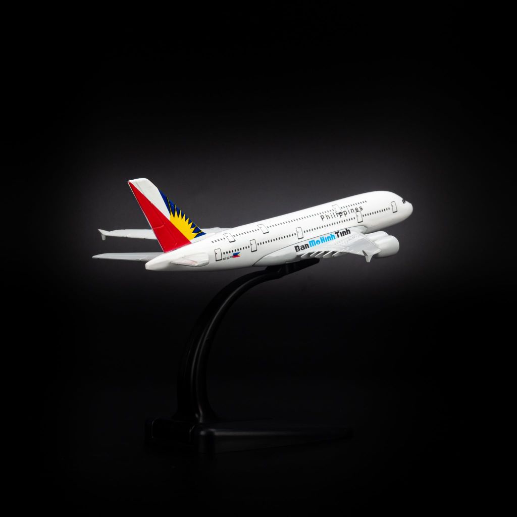 Mô hình máy bay Philippines Airlines Airbus A380 20cm Everfly