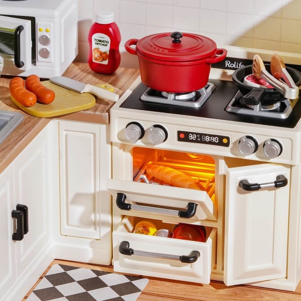Mô hình lắp ráp nhà nhựa DIY Gian Bếp Vui Vẻ Rolife Super Creator Happy Meals Kitchen DW008 ROBOTIME