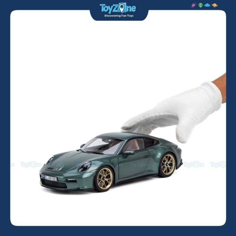 Mô hình xe Porsche 911 GT3 2021 with Touring Package 1:18 Norev