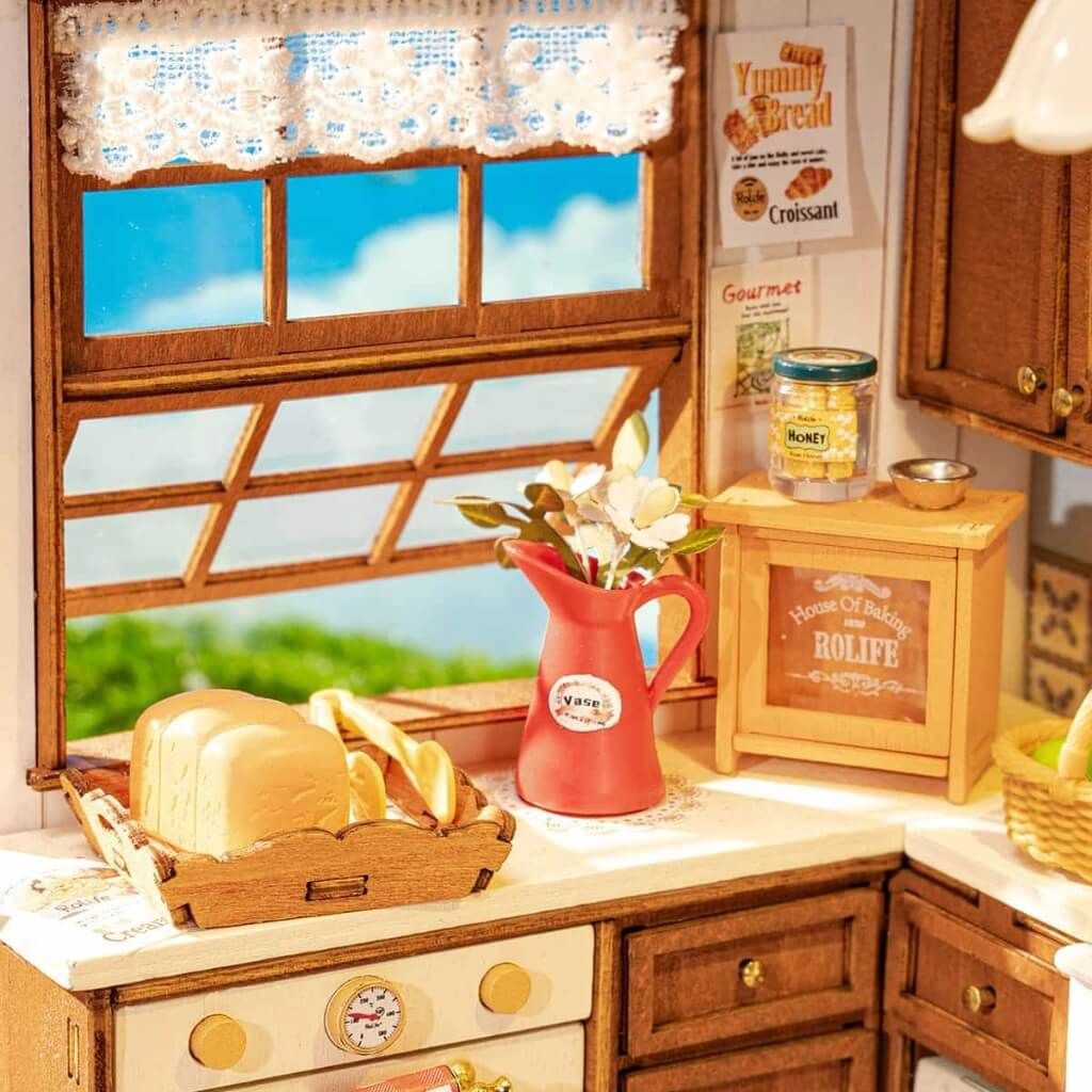 Mô hình lắp ráp nhà gỗ DIY Bếp Làm Bánh Rolife Baking Kitchen ROBOTIME