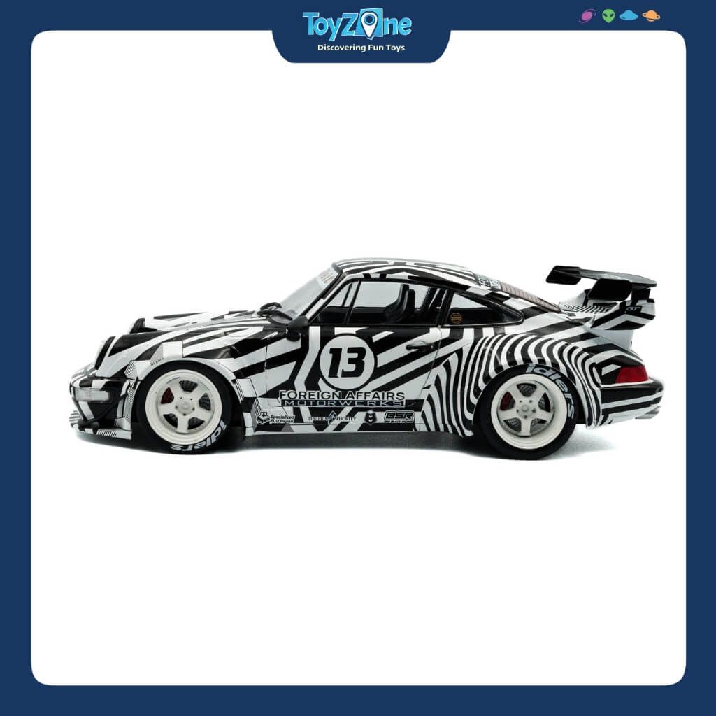 Mô hình xe Porsche 911 RWB Body Kit The Zebra Camouflage 2022 1:18 SOLIDO