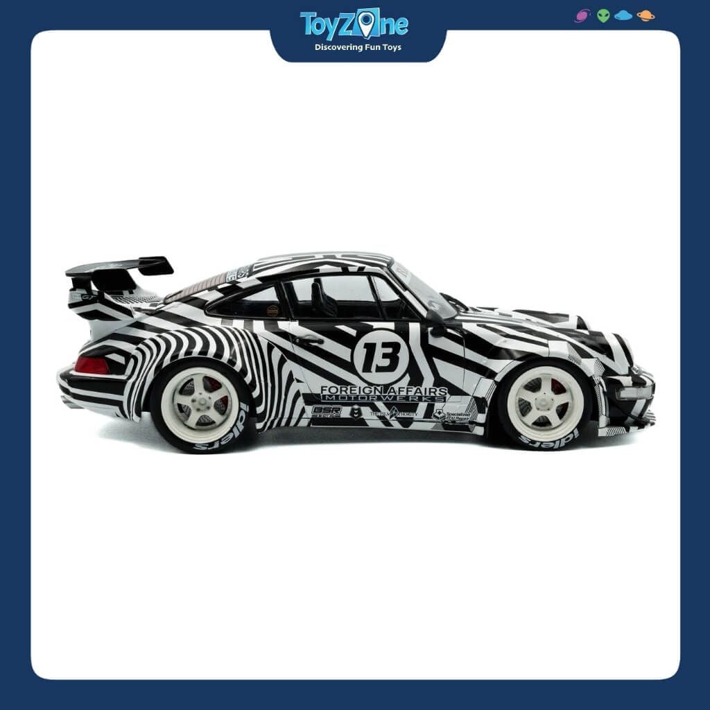 Mô hình xe Porsche 911 RWB Body Kit The Zebra Camouflage 2022 1:18 SOLIDO