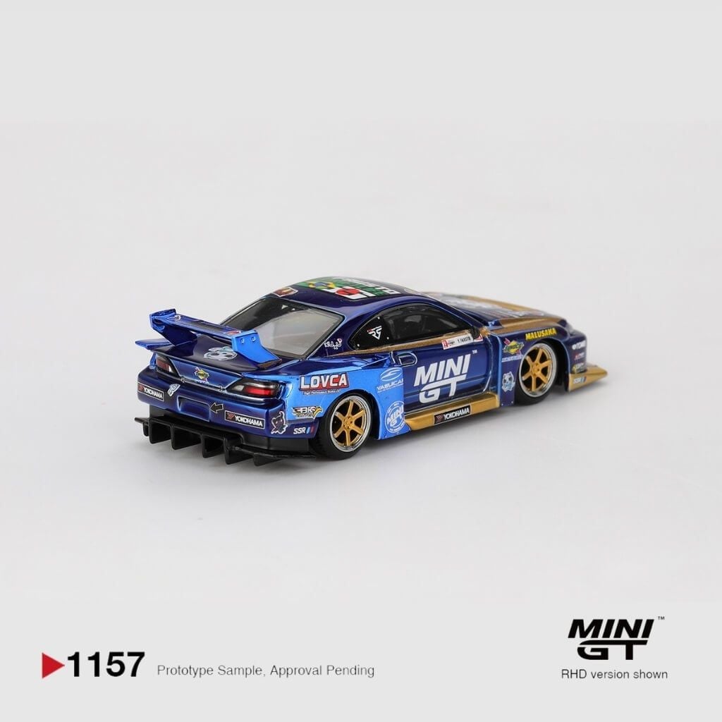 Mô hình xe Nissan LB-Super Silhouette S15 Silvia 1:64 MiniGT