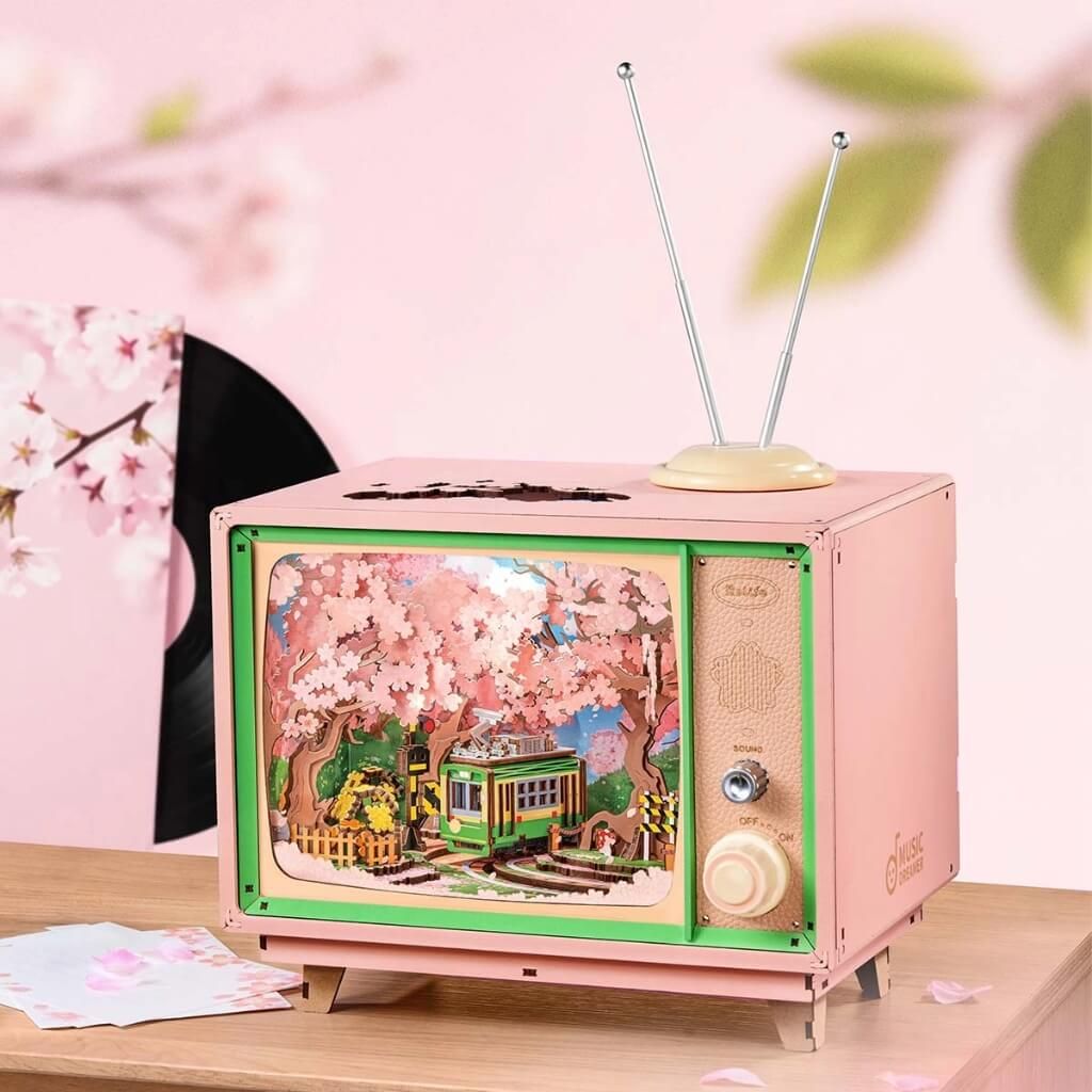 Mô hình gỗ lắp ráp 3D Tivi Chuyến Tàu Hoa Anh Đào Rolife Sakura Dreamy Tour AMT02 ROBOTIME