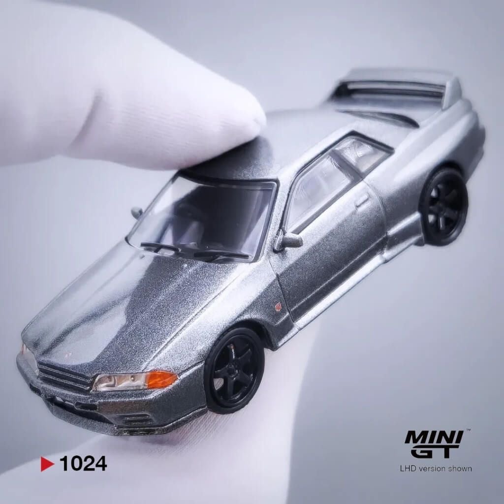Mô hình xe Nissan Skyline GT-R ( NISMO BNR32 CRS Version ) 1:64 MiniGT