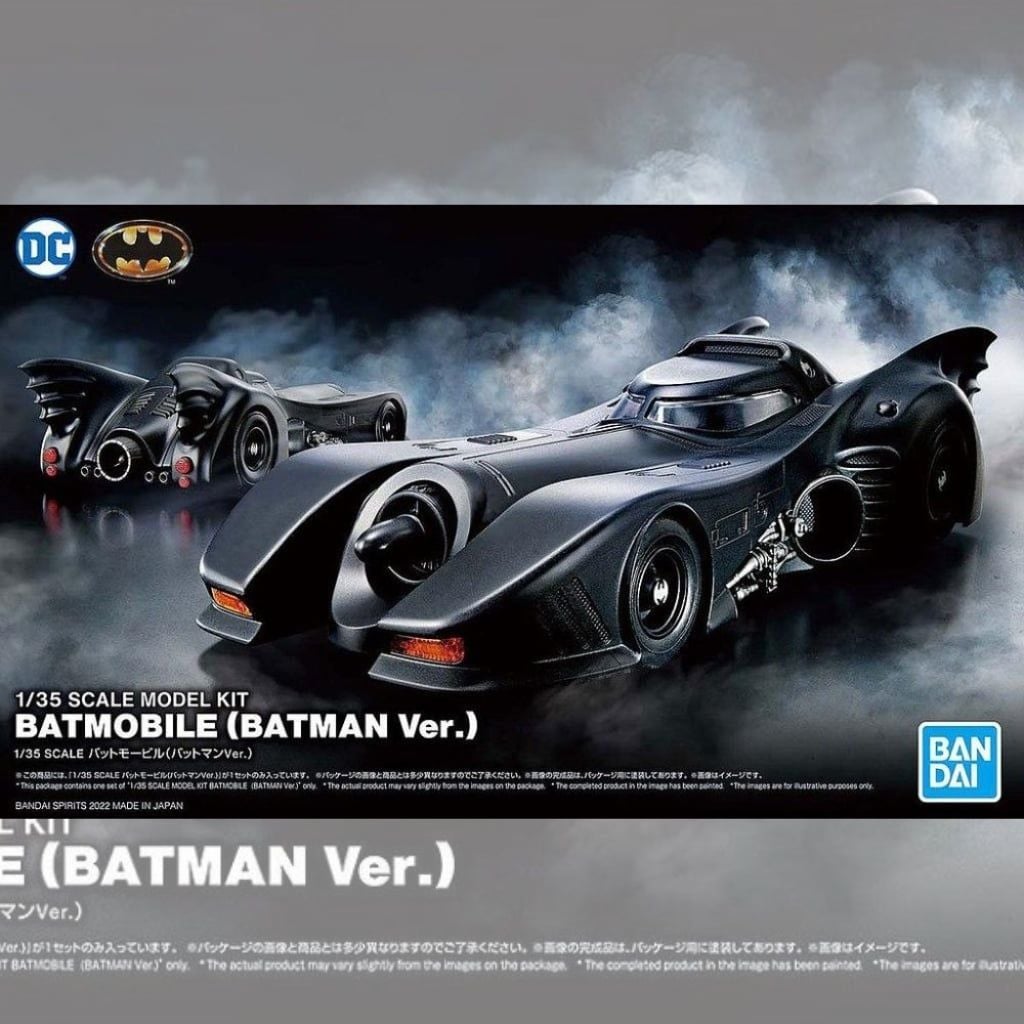 Mô hình lắp ráp DC Batmobile ( Batman Version ) Model Kit 1/35 BANDAI