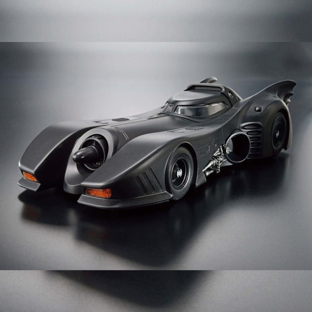 Mô hình lắp ráp DC Batmobile ( Batman Version ) Model Kit 1/35 BANDAI
