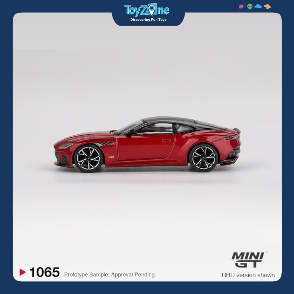 Mô hình xe Aston Martin DBS 1:64 MiniGT