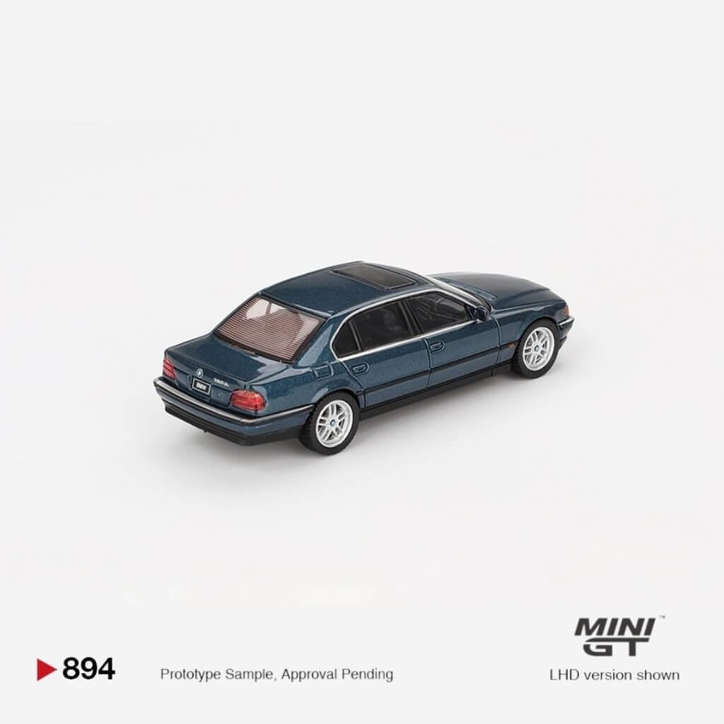 Mô hình xe BMW 750IL 1:64 MiniGT