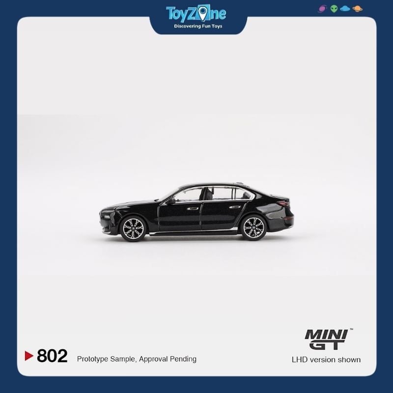 Mô hình xe BMW i7 xDrive60 1:64 MiniGT