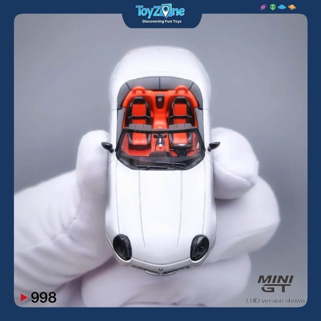 Mô hình xe BMW Z8 1:64 MiniGT