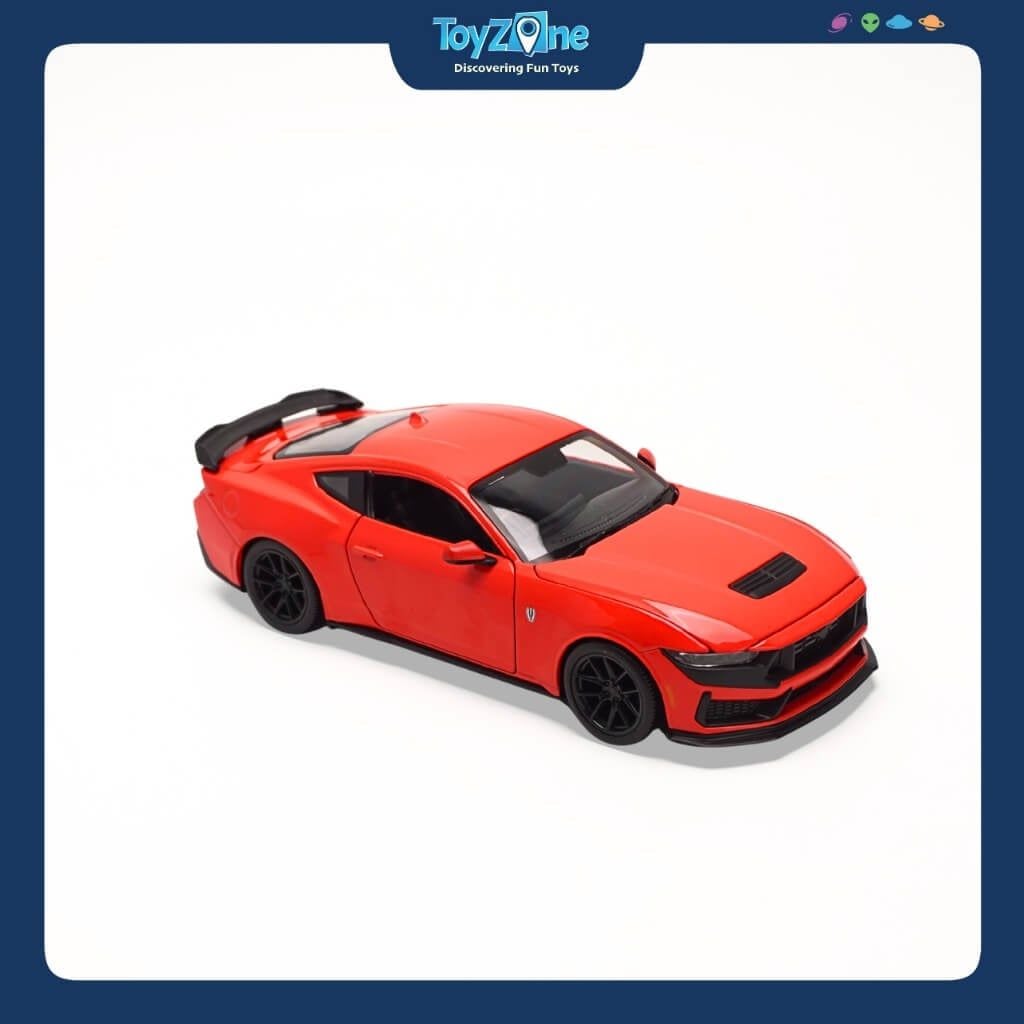 Mô hình xe Ford Mustang Dark Horse 2024 1:24 MAISTO