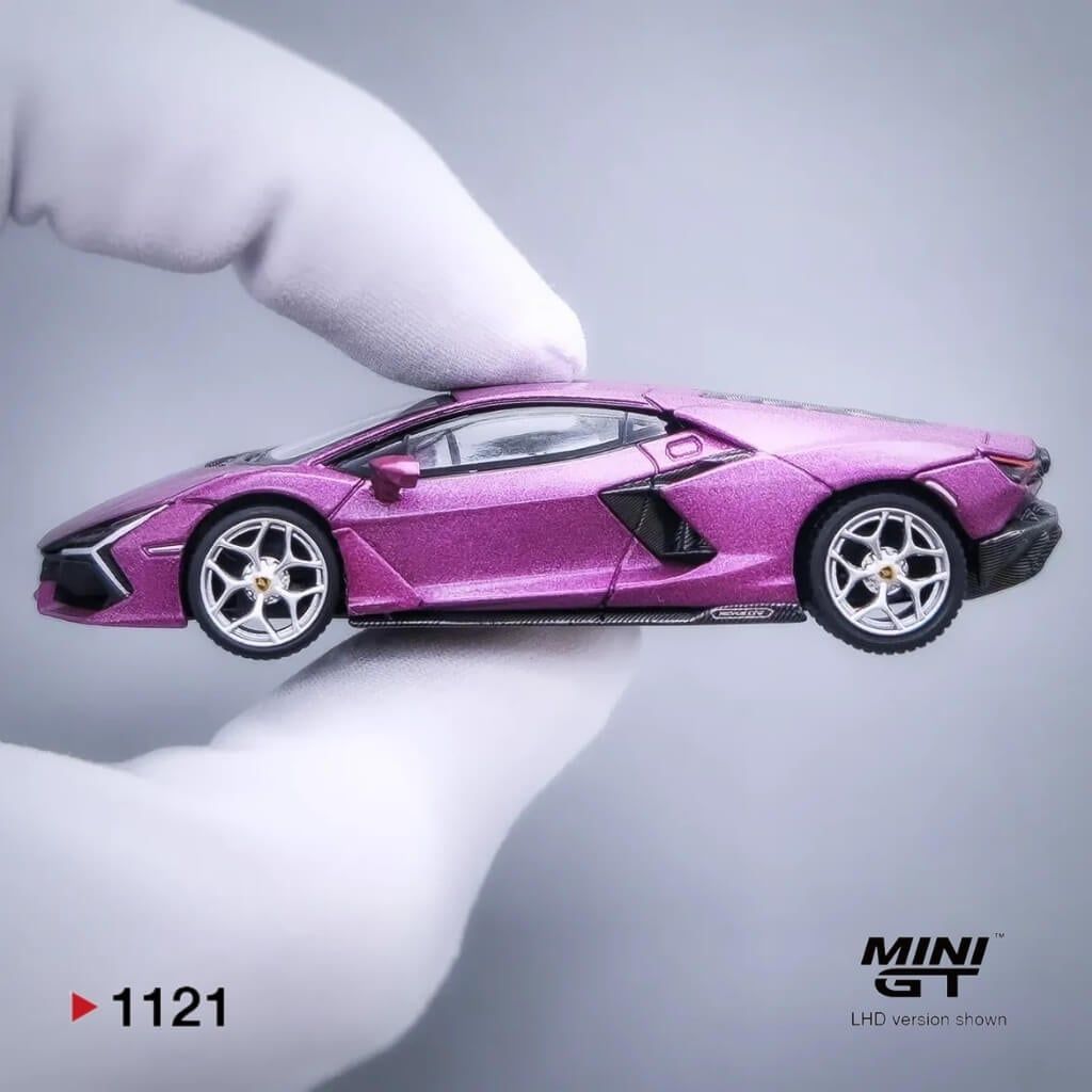 Mô hình xe Lamborghini Revuelto 1:64 MiniGT