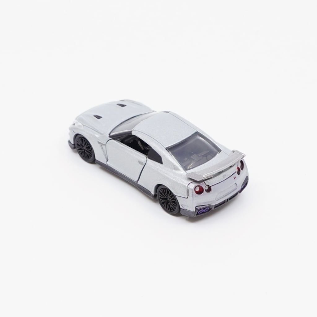 Mô hình xe Nissan GT-R 2025 No.49 TOMICA PREMUM