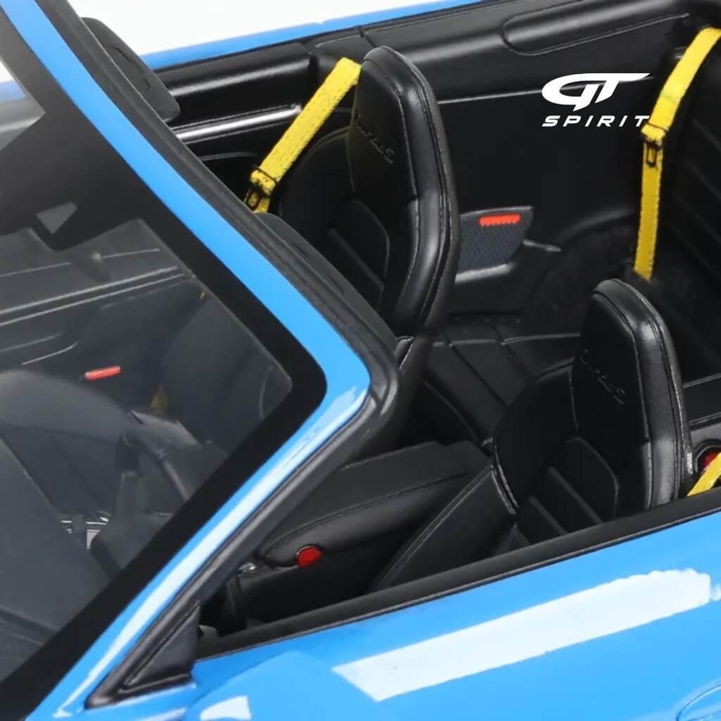 Mô hình xe Porsche 911 ( 992 ) Turbo S Cabriolet 1:18 GT SPIRIT