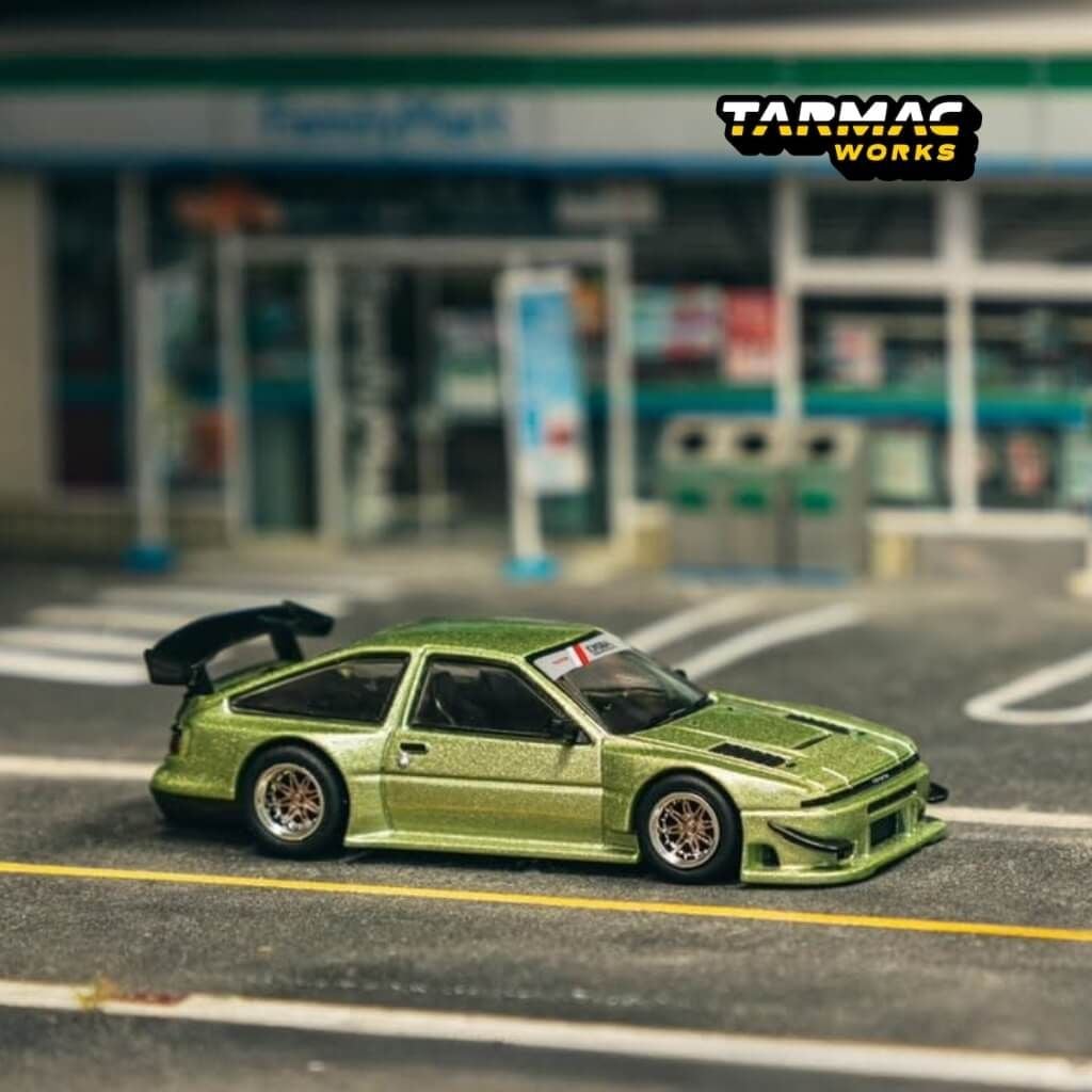 Mô hình xe Toyota Sprinter Trueno AE86 Widebody 1:64 Tarmac Works