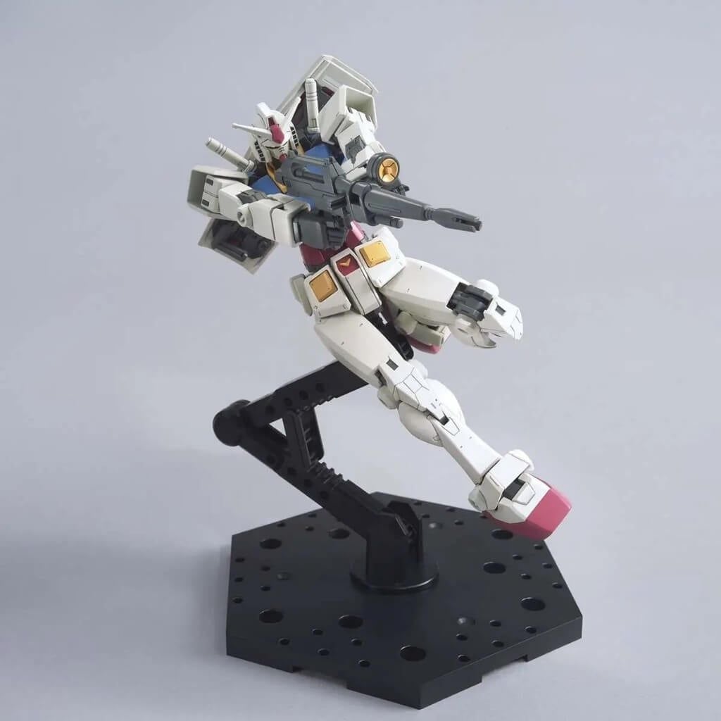 Mô hình lắp ráp Gundam HG 1/144 Model Kit BANDAI