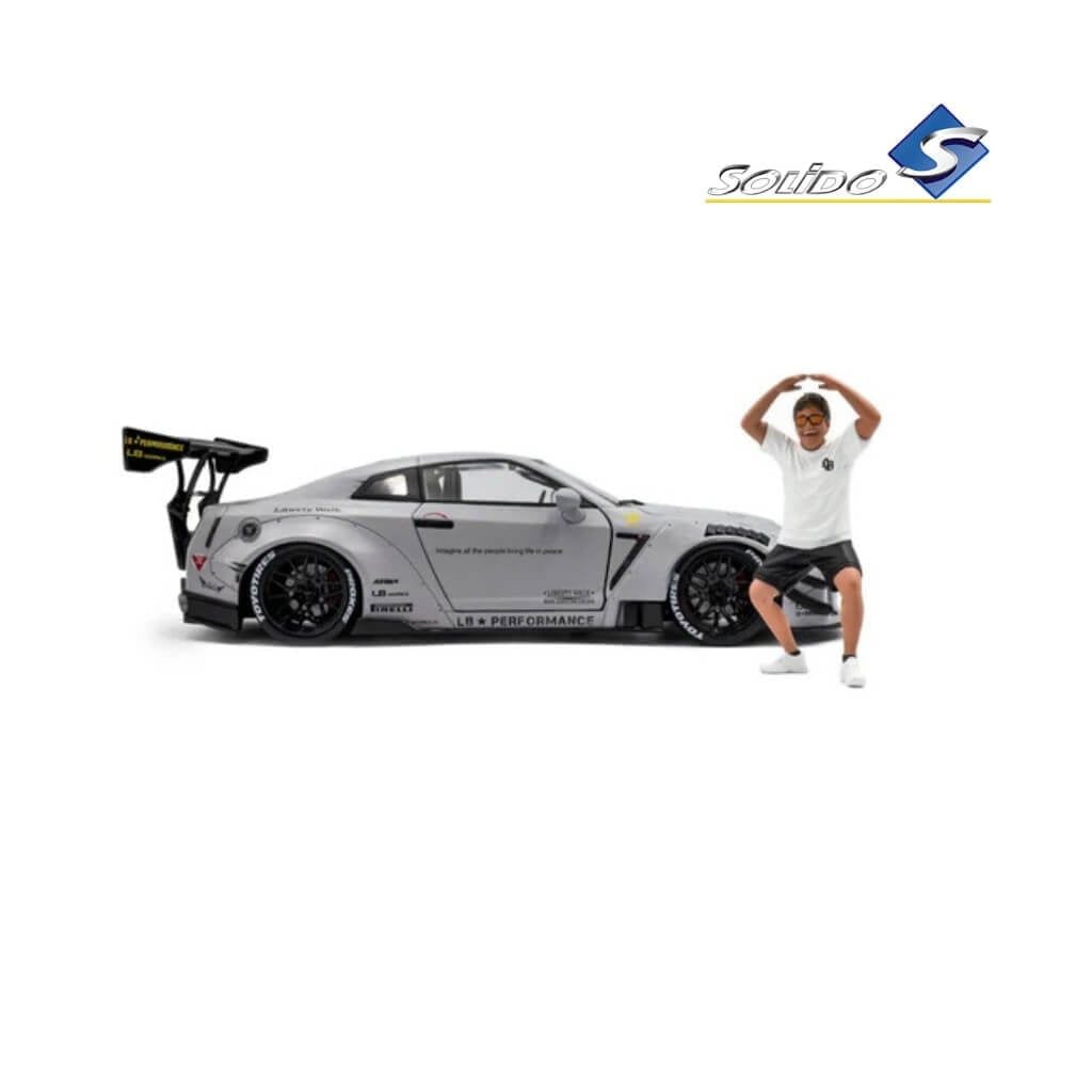 Mô hình xe Nissan GT-R ( R35 ) With Liberty Walk Body Kit Type 2.0 1:18 Solido