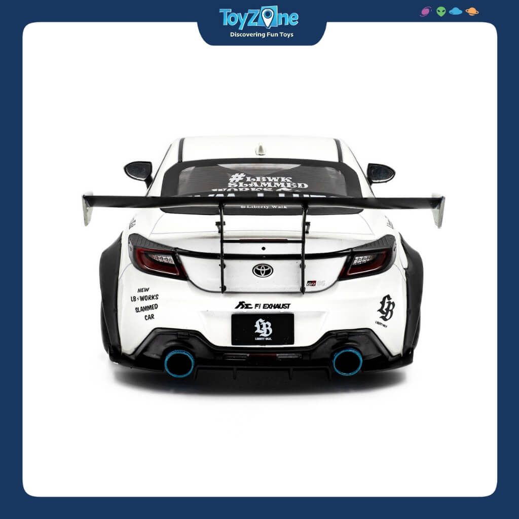 Mô hình xe Toyota GR86 LBWK Body Kit 2024 1:18 SOLIDO