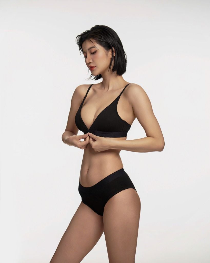 BOM Sister x Ngọc Trinh - Bộ đồ lót nữ phong cách thể thao cá tính BOM Sister MB2709