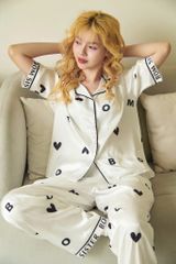 Bộ Đồ Ngủ Nữ Quần Dài Pyjama Lụa Cao Cấp Họa Tiết Trái Tim Dễ Thương BOMSISTER MN2025