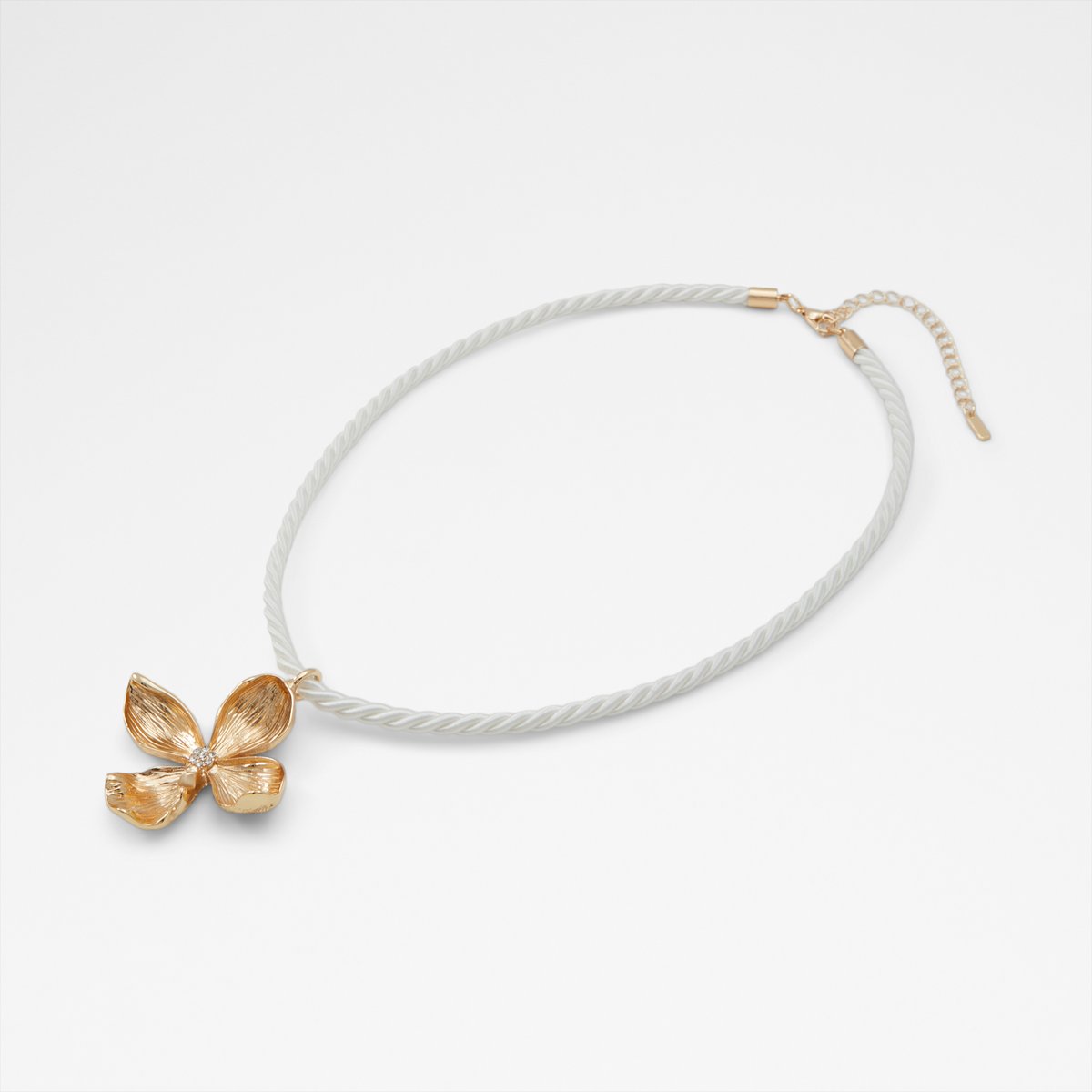 VÒNG CỔ NỮ CHICADELLICC