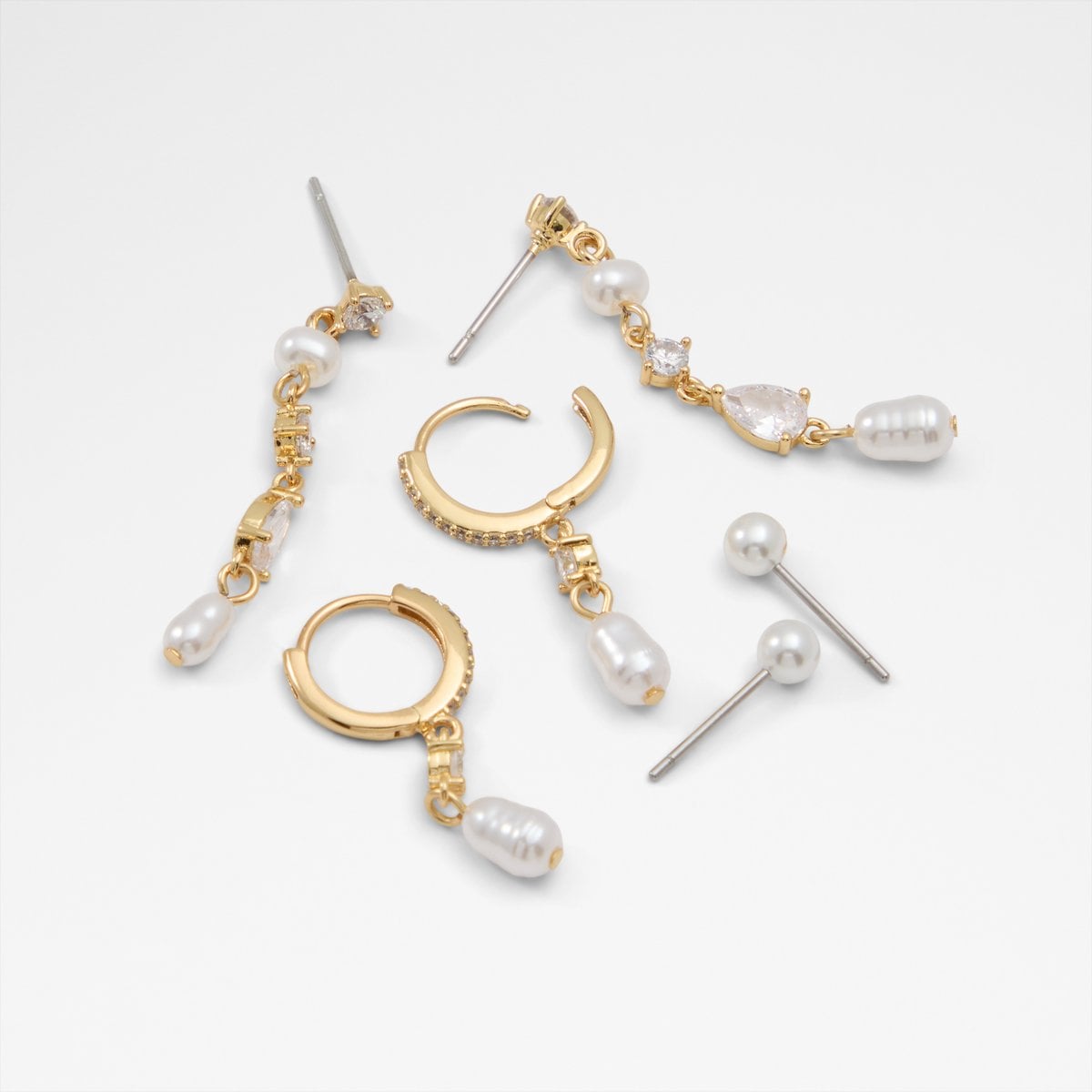 Hoa tai nữ kiarra - Aldo Shoes & Accessories