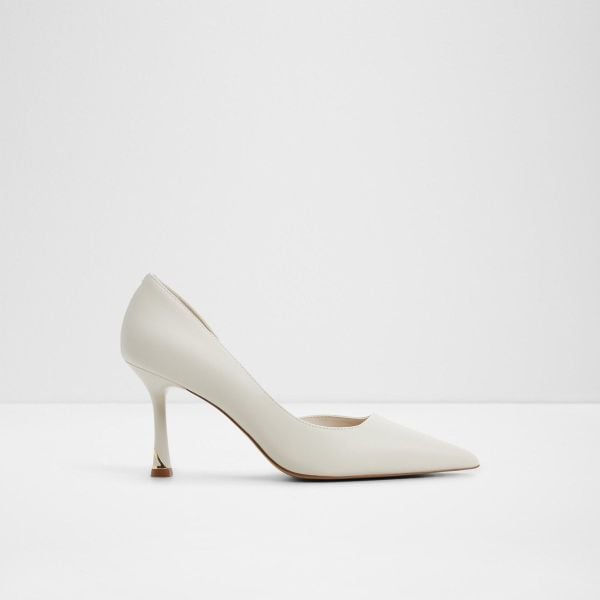 Khám phá giày cao gót nhập từ Trung Việt đa dạng phong cách