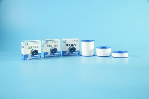  Băng keo lụa y tế An Phú, băng keo lụa dán băng gạc vết thương - Nhiều cỡ 