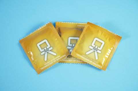  Hộp 3 bao cao su OKHQ truyền thống siêu mạnh mẽ, siêu nhạy 