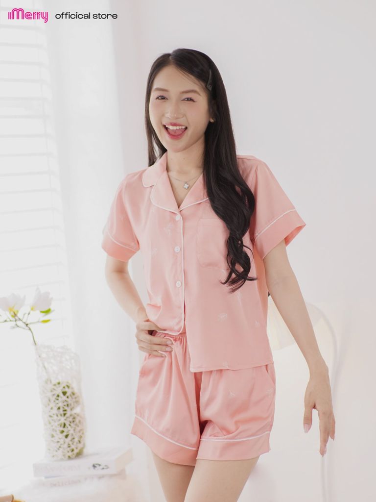 Bộ pyjama đùi lụa cao cấp iMerry chất latin, đồ bộ mặc nhà tay ngắn quần ngắn họa tiết in hoa BD011