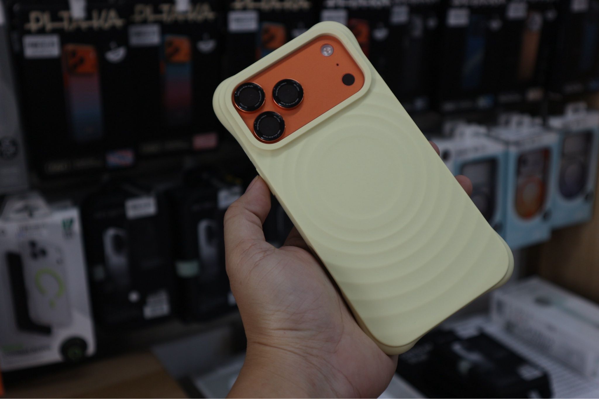  Ốp 18 Promax Zikgus Style Mag - vàng 