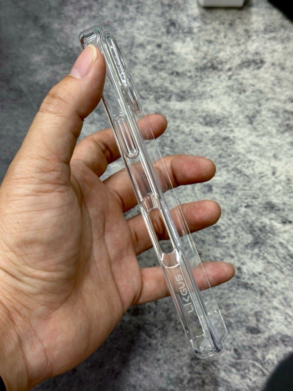  Ốp 17 Likgus Trong Bảo Vệ Cam 