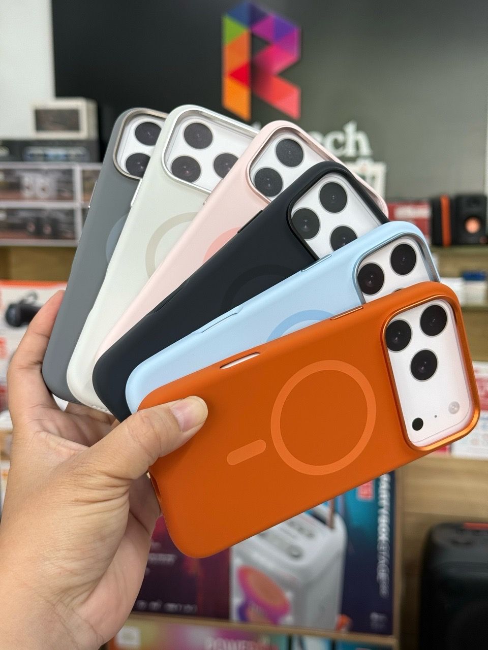  Ốp 17 Promax Mutural Silicon - Xám 