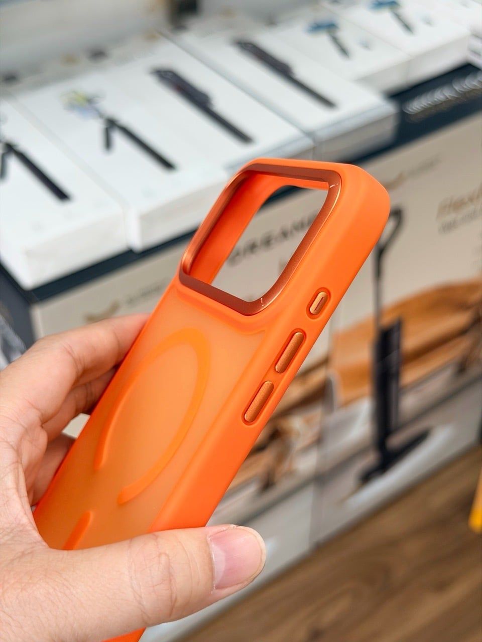  Ốp 17 Promax Wiwu Armor Pro-Cam 